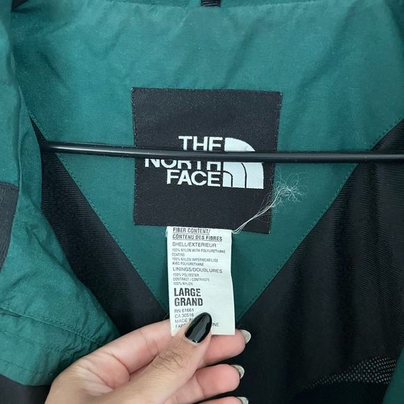 VINTAGE NORTH FACE WINTER JACKET MENS LARGE - Picture 11 of 12